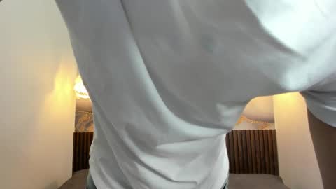 Snapshot of andyfame11 chatting on October 21, 2025, 7:14 pm andyfame11 online show from October 21, 2025, 7:14 pm