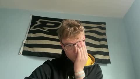 Andy online show from April 2, 2026, 8:39 pm