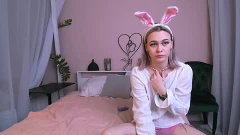 Mandy and Andy online show from October 26, 2025, 7:42 pm