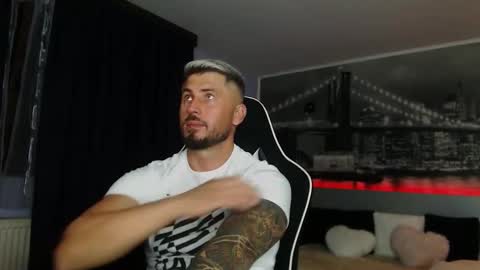 Magic Andy online show from October 2, 2025, 6:26 pm