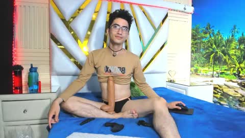 Andyu online show from September 10, 2025, 2:06 pm