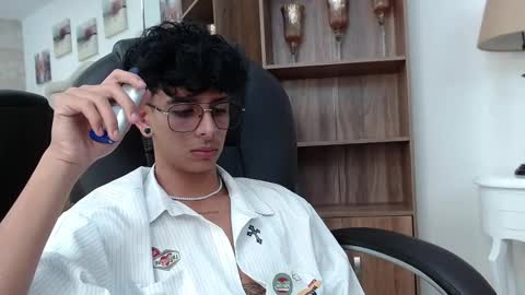 andyxibrat online show from March 11, 2026, 7:31 pm