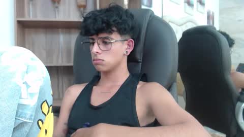 andyxibrat online show from March 13, 2026, 8:26 pm