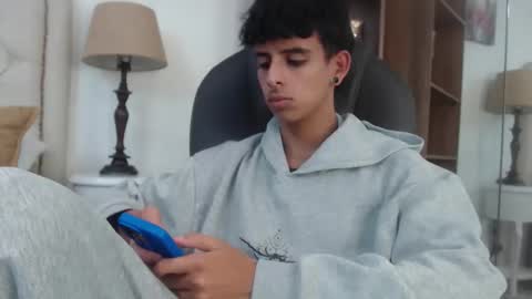 andyxibrat online show from April 25, 2026, 7:00 pm