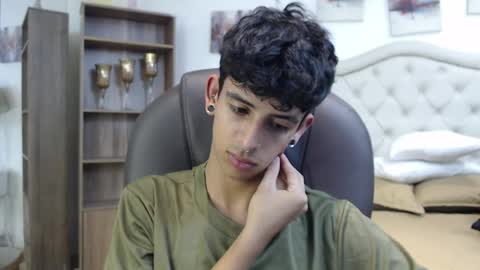 andyxibrat online show from May 9, 2026, 6:57 pm