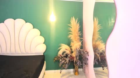 ANEE SAVAL online show from January 14, 2025, 3:15 pm