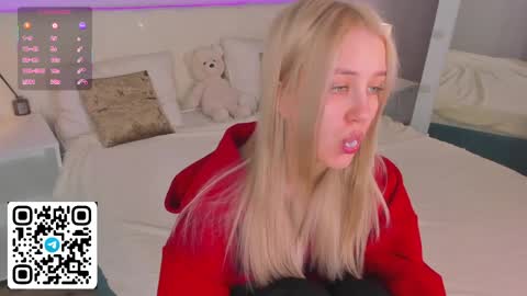 Snapshot of anellyball_ chatting on March 31, 2026, 9:21 am Anelly online show from March 31, 2026, 9:21 am