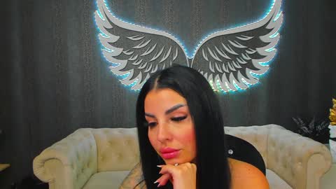Anne online show from January 25, 2025, 1:43 am