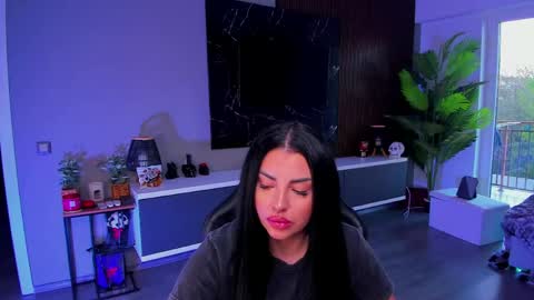Anne online show from April 26, 2026, 4:26 pm