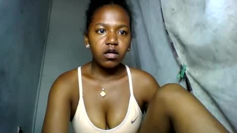 anequat01 online show from February 3, 2026, 6:40 am