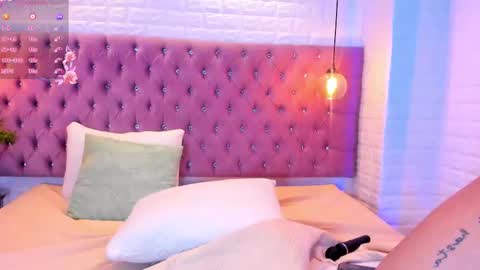 anette_bennet online show from November 27, 2025, 7:49 pm