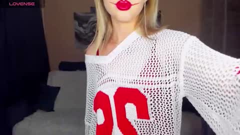 Snapshot of anfisalorns chatting on November 11, 2025, 5:24 pm Anfisa online show from November 11, 2025, 5:24 pm