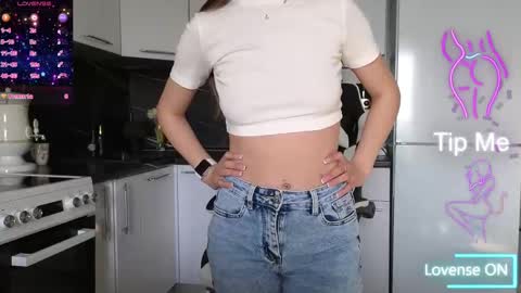 Snapshot of ange1ok chatting on March 11, 2025, 4:10 am ange1ok online show from March 11, 2025, 4:10 am