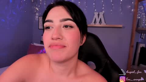 Snapshot of angeel_fox chatting on January 24, 2025, 8:44 am Angel  online show from January 24, 2025, 8:44 am