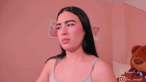 Snapshot of angeel_fox chatting on September 27, 2025, 3:11 am Angel  online show from September 27, 2025, 3:11 am
