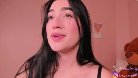 Snapshot of angeel_fox chatting on September 30, 2025, 3:00 am Angel  online show from September 30, 2025, 3:00 am