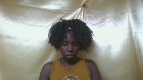 angeeliine online show from April 5, 2026, 6:49 pm