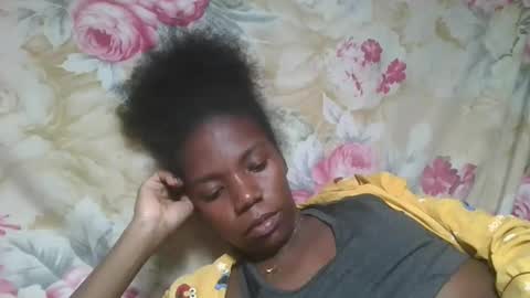 angeeliine online show from April 16, 2026, 6:52 pm