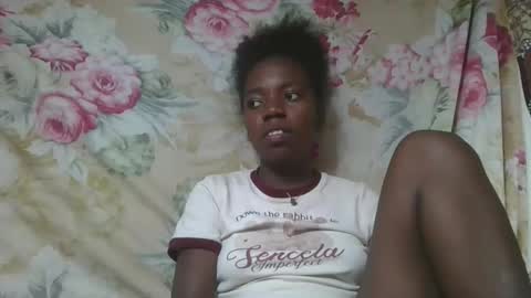 angeeliine online show from April 17, 2026, 1:03 pm