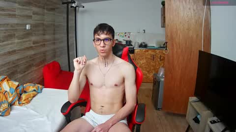 ng online show from September 9, 2025, 12:15 pm