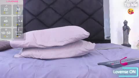 Snapshot of angel_adamx chatting on July 30, 2026, 11:37 pm Angel online show from July 30, 2026, 11:37 pm