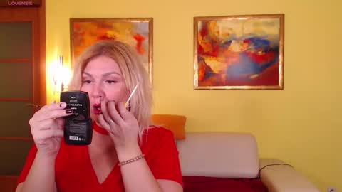 Snapshot of angel_alice108 chatting on October 5, 2025, 3:54 pm Alice PRIVATE IS OPEN online show from October 5, 2025, 3:54 pm