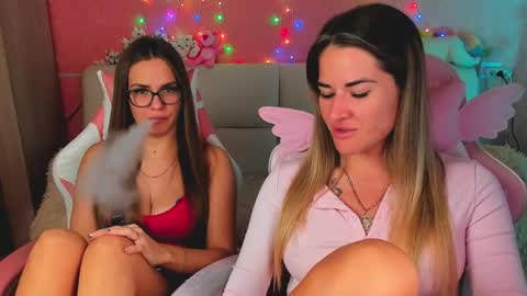 Snapshot of angel_and_demon0304 chatting on May 29, 2026, 5:16 am Ivanna and Jessica online show from May 29, 2026, 5:16 am