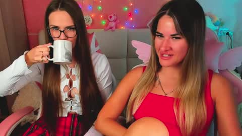 Snapshot of angel_and_demon0304 chatting on May 31, 2026, 3:04 am Ivanna and Jessica online show from May 31, 2026, 3:04 am