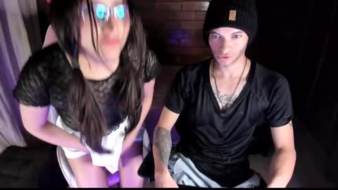 Snapshot of angel_and_yessi chatting on January 18, 2025, 2:14 am Angel y Yessi online show from January 18, 2025, 2:14 am