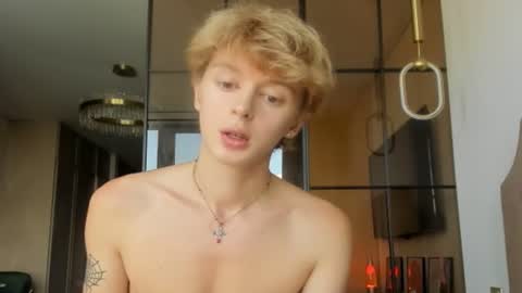 Snapshot of angel_andreww chatting on June 15, 2026, 11:23 am angel_andreww online show from June 15, 2026, 11:23 am