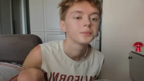 angel_andreww online show from July 1, 2026, 10:50 am