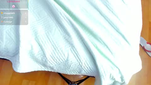 Snapshot of angel_avni chatting on September 21, 2025, 3:35 pm  Angel  online show from September 21, 2025, 3:35 pm