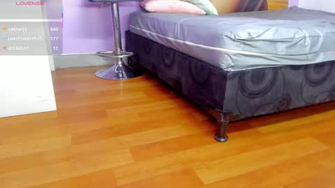 Snapshot of angel_avni chatting on September 26, 2025, 6:23 pm  Angel  online show from September 26, 2025, 6:23 pm