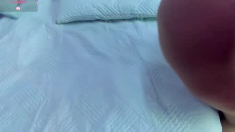 Snapshot of angel_avni chatting on October 20, 2025, 11:54 am  Angel  online show from October 20, 2025, 11:54 am