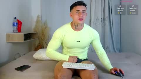 angel_boy01 online show from April 30, 2026, 2:07 am