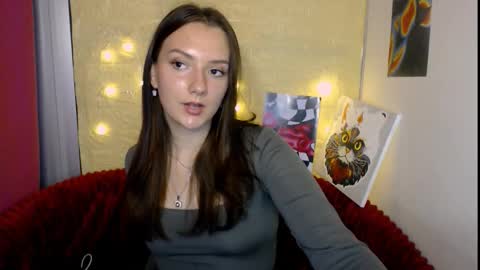 angel_crush69 online show from September 25, 2025, 1:59 pm