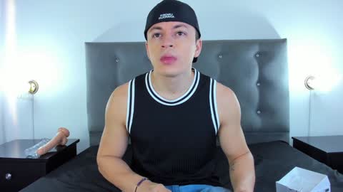 Angel Cuervo online show from December 2, 2024, 12:18 pm