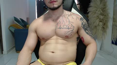 Snapshot of angel_curl chatting on April 9, 2026, 7:41 pm Angel Curl online show from April 9, 2026, 7:41 pm