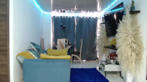 Snapshot of angel_curl chatting on April 29, 2026, 5:52 pm Angel Curl online show from April 29, 2026, 5:52 pm