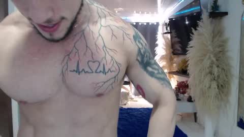 Snapshot of angel_curl chatting on May 9, 2026, 2:00 pm Angel Curl online show from May 9, 2026, 2:00 pm