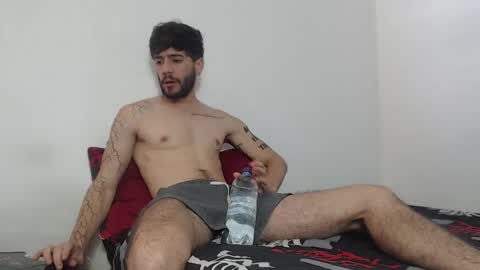 Angel Damons online show from November 25, 2025, 2:39 pm