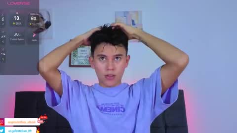 ngel Esteban  online show from November 2, 2025, 3:42 am