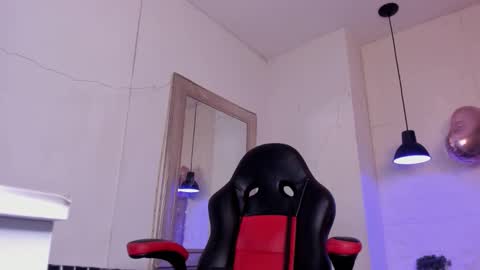 angel hardy online show from September 25, 2025, 12:09 pm