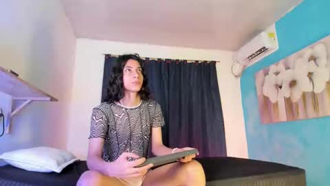 Angel of your dreams online show from October 27, 2025, 3:21 am