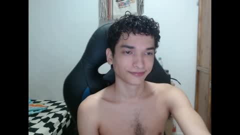 Snapshot of angel_hotc chatting on December 25, 2024, 12:37 am Angel online show from December 25, 2024, 12:37 am