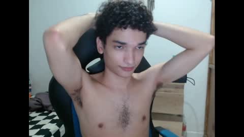 Snapshot of angel_hotc chatting on December 25, 2024, 4:33 am Angel online show from December 25, 2024, 4:33 am