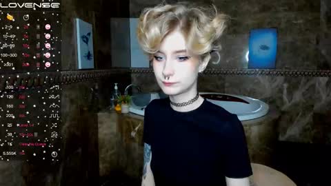 Snapshot of angel_julles chatting on November 7, 2025, 1:16 am Angel Dust online show from November 7, 2025, 1:16 am