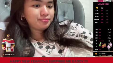 Snapshot of angel_kianna chatting on December 31, 2024, 9:10 am callmekianna online show from December 31, 2024, 9:10 am