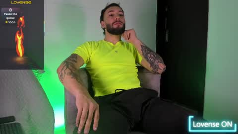angel_kyrozz online show from June 25, 2026, 7:07 pm