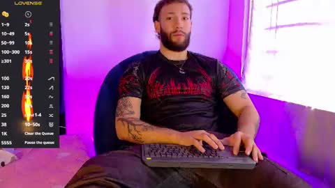 angel_kyrozz online show from July 23, 2026, 7:12 pm